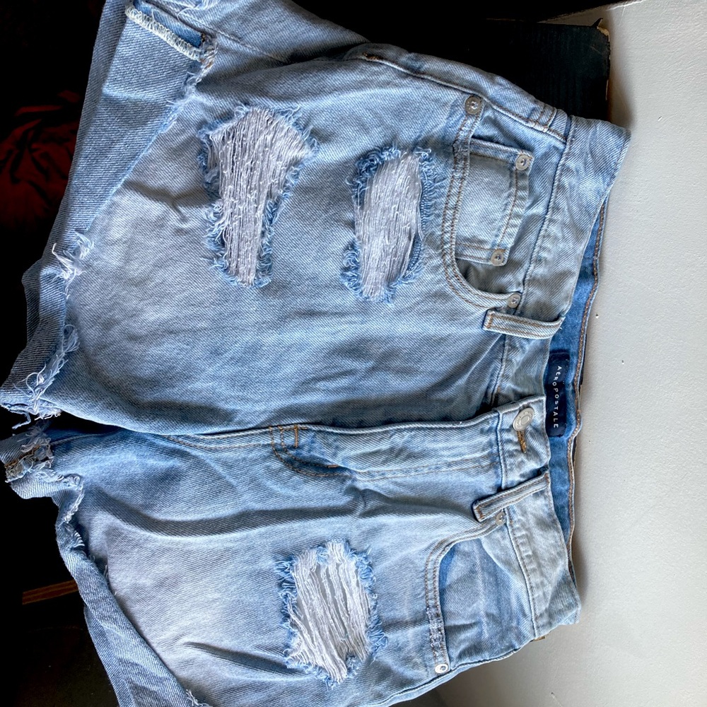 Aeropostale white wash ripped blue denim jean shorts. size 8